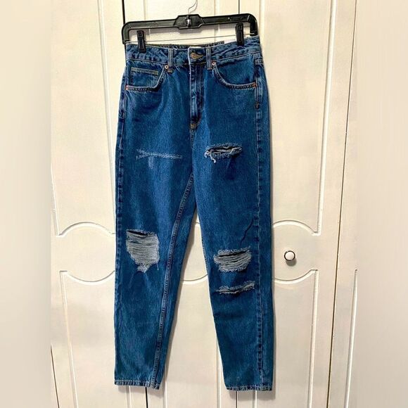 NWT BDG Mom High Waisted Tapered Leg Jeans Medium Wash Distressed Size 27 - Picture 1 of 8